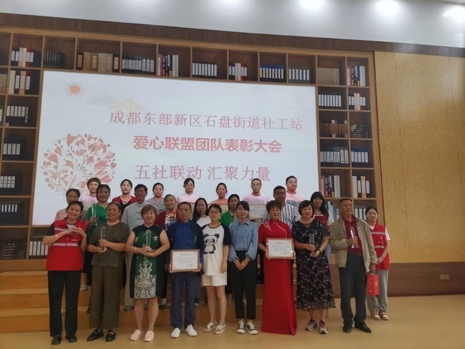 最精品综合，汇聚多元资源，久久不断更新