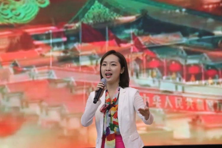 女同精品引领国产新闻潮流