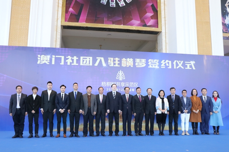 在线欧美亚洲在线欧美亚洲，多元文化交汇的新媒体时代