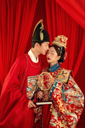 人妻武侠古典，古典江湖中的爱情与责任