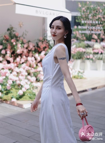 2022五月婷婷，时尚潮流引领者